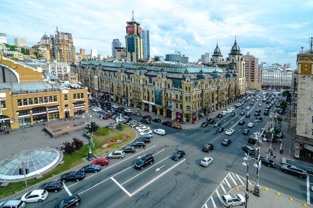 Amazing Apartment In The Center Of Kiev Esterno foto